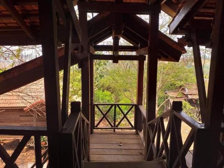 Quiet Garden View Lodge&Trekking Banlung Exterior photo