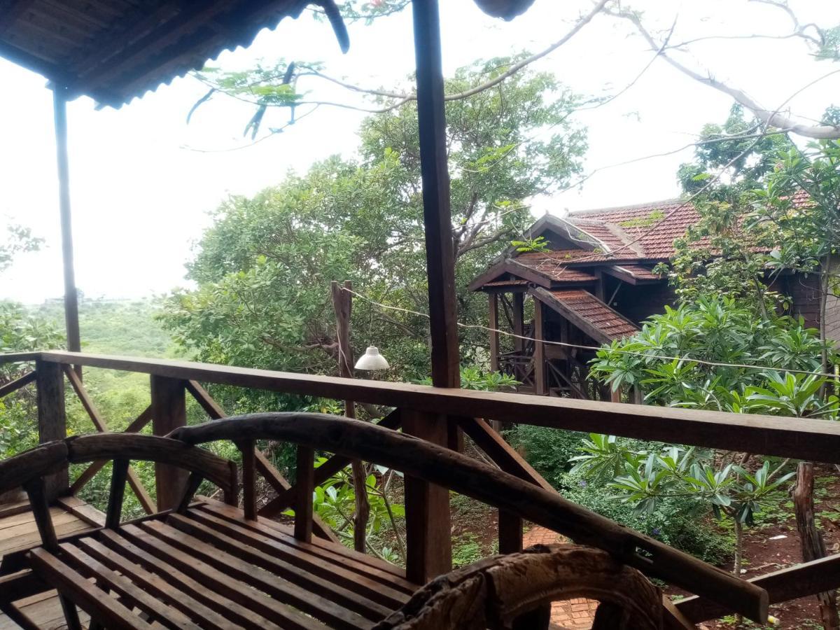 Quiet Garden View Lodge&Trekking Banlung Exterior photo