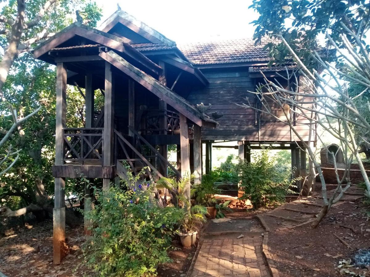 Quiet Garden View Lodge&Trekking Banlung Exterior photo