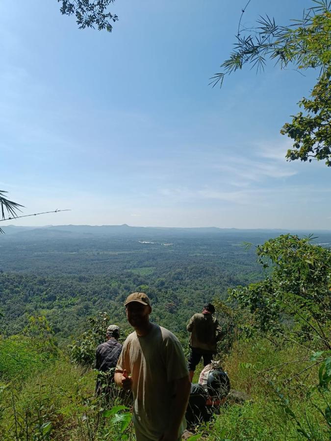 Quiet Garden View Lodge&Trekking Banlung Exterior photo
